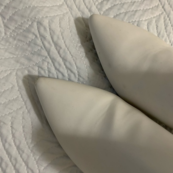 Circus Sam Edelman White Booties Kitten Heel 8 - Picture 6 of 14